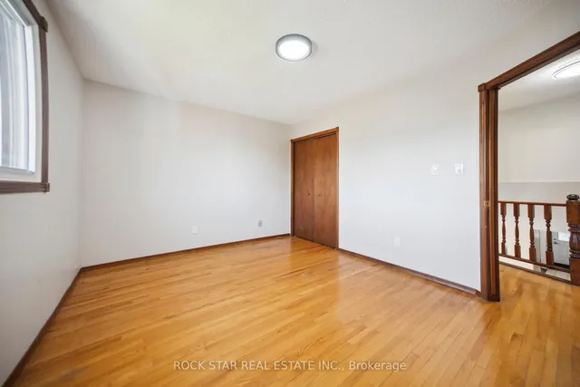 Additional image 25 of 11 Herbert Crt