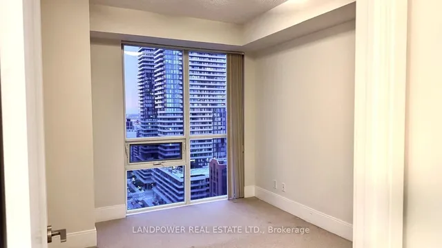 Additional image 11 of 70 Roehampton Ave Unit 1812