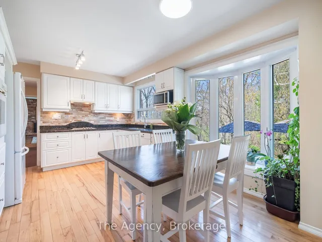 Additional image 7 of 2153 Devon Rd