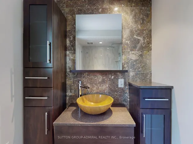 Additional image 20 of 248 Glengrove Ave