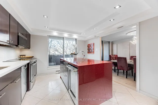 Additional image 14 of 360 Bloor St Unit 106