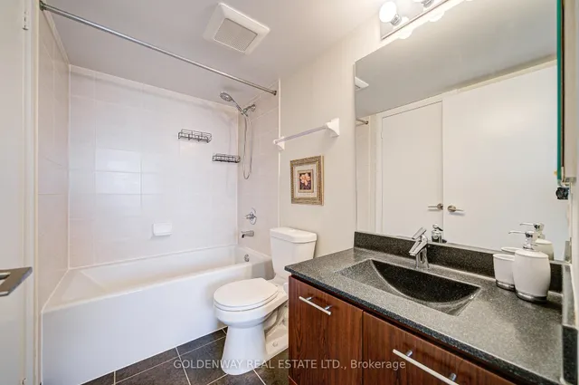 Additional image 21 of 125 Village Green Sq Unit 3701