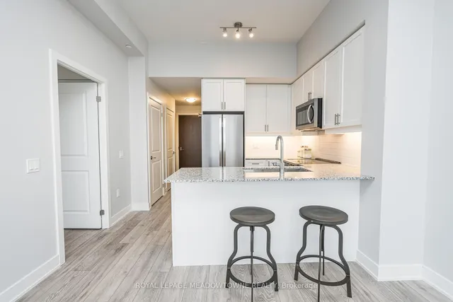 Additional image 38 of 1050 Main St Unit 617