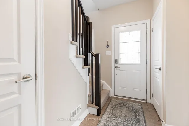 Additional image 4 of 1401 Plains Rd Unit 116