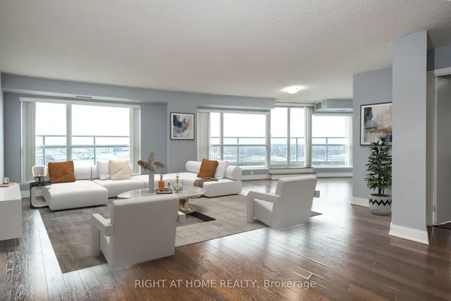 Additional image 6 of 125 Village Green Sq Unit 3703