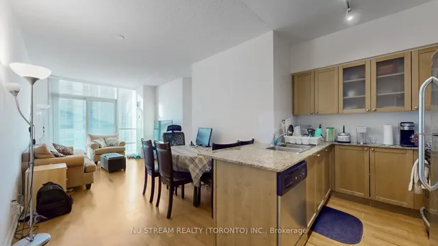 Additional image 13 of 761 Bay St Unit 3101