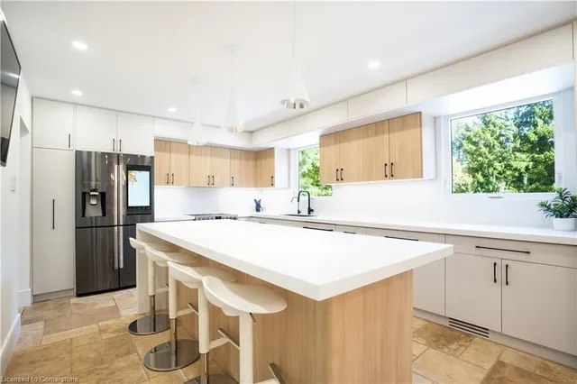 Additional image 20 of 2260 Britannia Rd