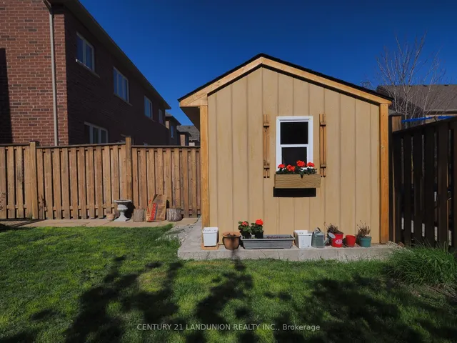 Additional image 31 of 35 Goldthread Terr