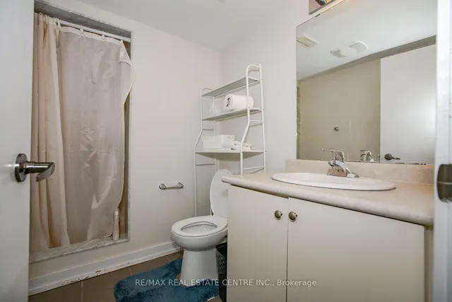 Additional image 26 of 8 Edsel Rd