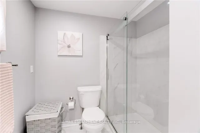 Additional image 20 of 2143 Clipper Cres