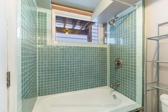 Additional image 33 of 21 Yewfield Cres