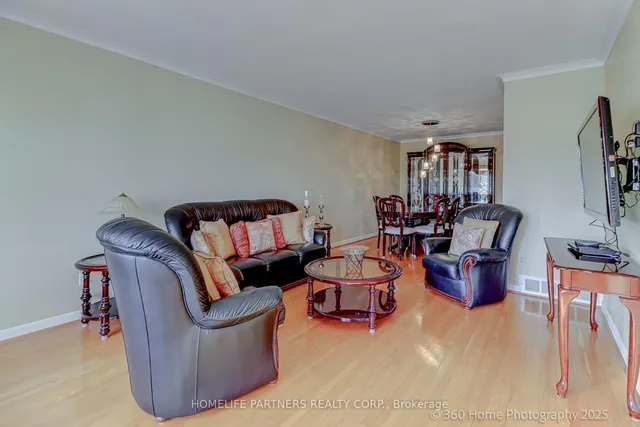 Additional image 13 of 77 Thwaite Ave