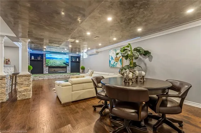 Additional image 39 of 351 Highland Rd