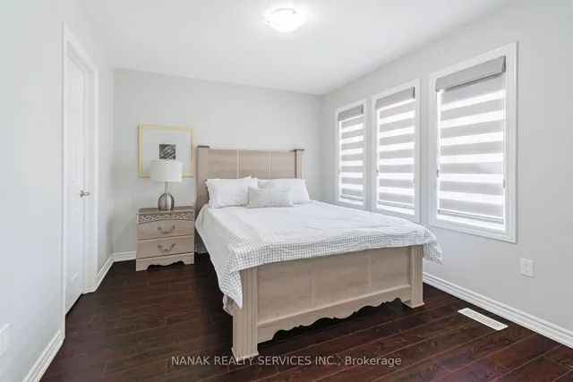 Additional image 33 of 17 Henry Moody Dr