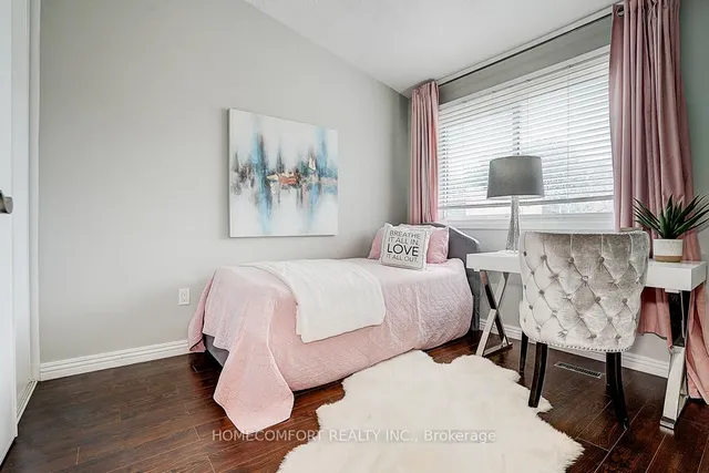 Additional image 26 of 68 Maris Shepway N/A