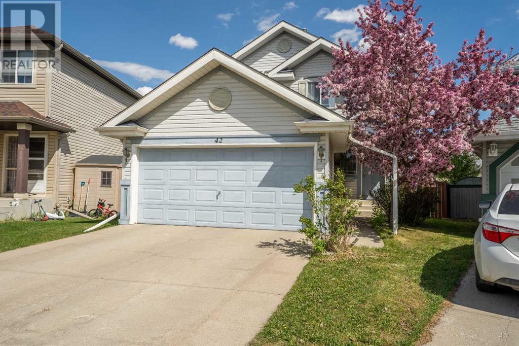42 Somerside Place SW|Calgary, Alberta T2Y3V3