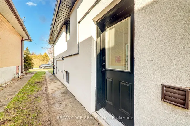 Additional image 40 of 35 Darlingside Dr