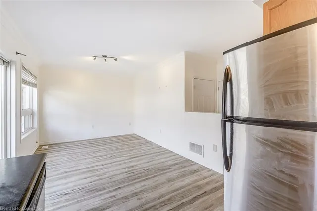 Additional image 7 of 83 Powell Dr