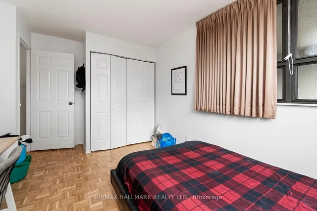 Additional image 7 of 89 Mccaul St Unit 417