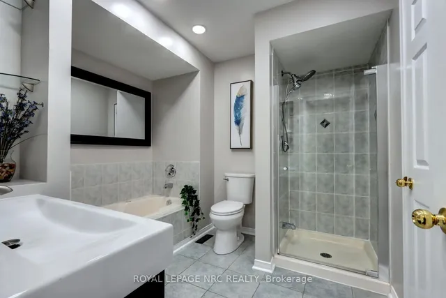 Additional image 25 of 7101 Branigan Gate Unit 32