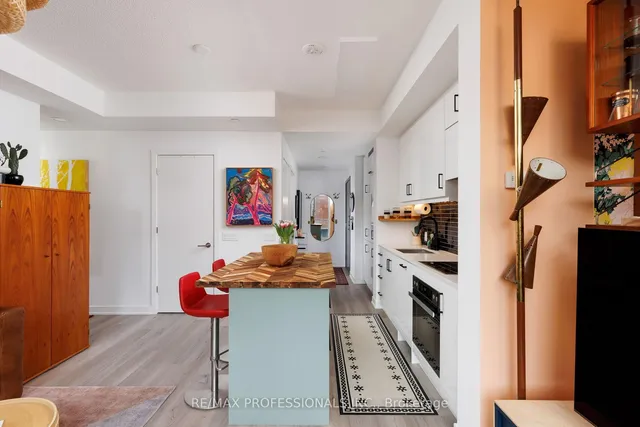 Additional image 5 of 9 Tecumseth St Unit 425