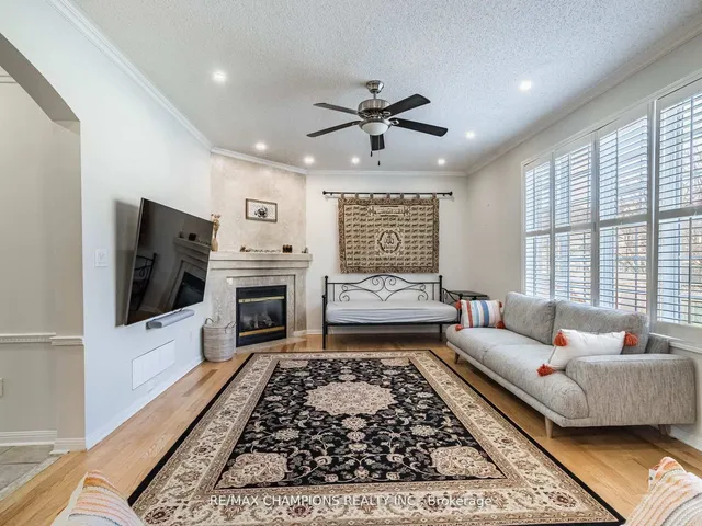 Additional image 34 of 707 Trudeau Dr