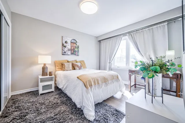 Additional image 20 of 215 Searle Ave