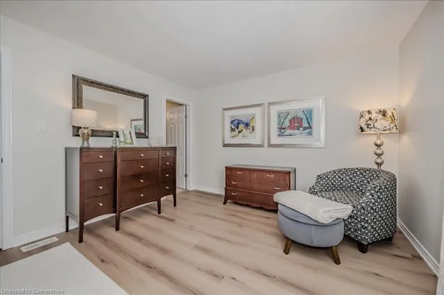 Additional image 27 of 220 Doon South Dr