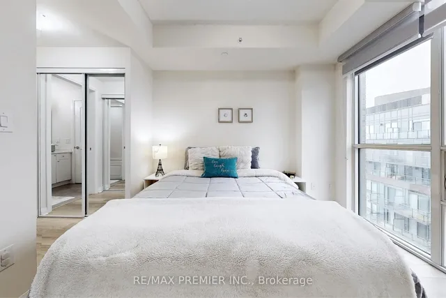 Additional image 12 of 5025 Four Springs Ave Unit 2210