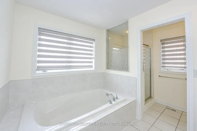 Additional image 25 of 56 Monument Tr