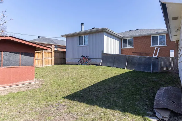 Additional image 30 of 1498 Fisher Ave