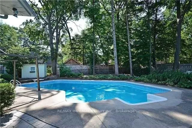 Additional image 50 of 2048 Devon Rd