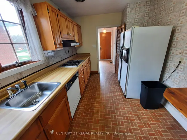 Additional image 17 of 68 Blakemanor Blvd