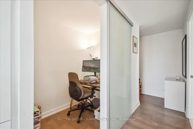 Additional image 48 of 161 Roehampton Ave Unit 1010