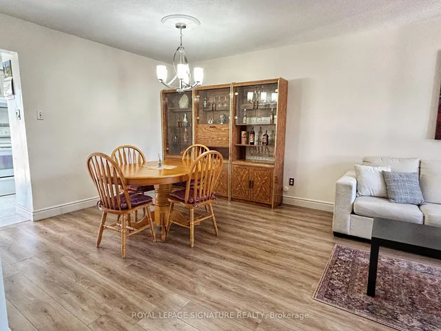 Additional image 5 of 33 Courtleigh Sq