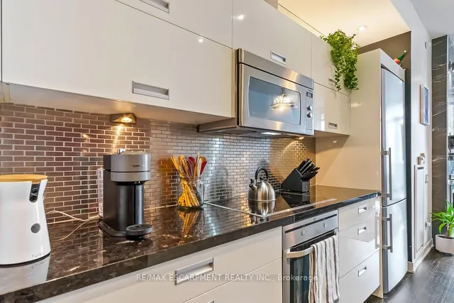 Additional image 9 of 88 Park Lawn Rd Unit 607