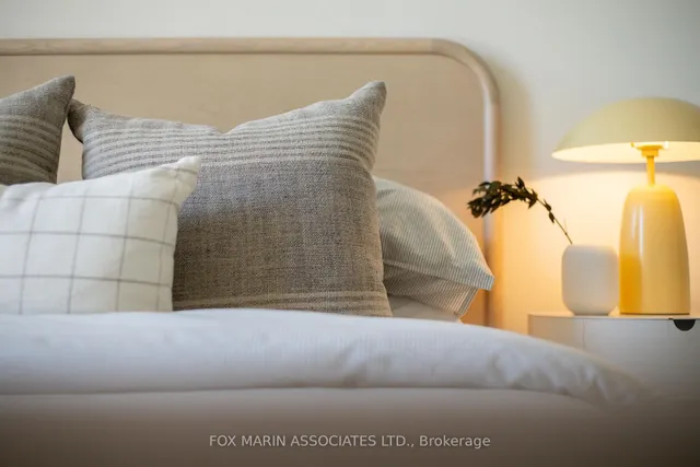 Additional image 37 of 701 King St Unit 1013