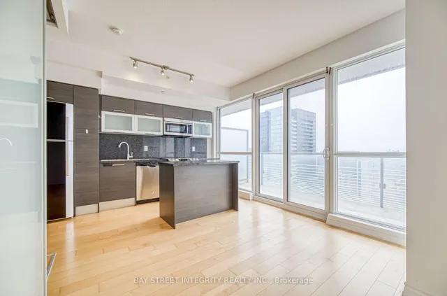 Additional image 7 of 386 Yonge St Unit 3414