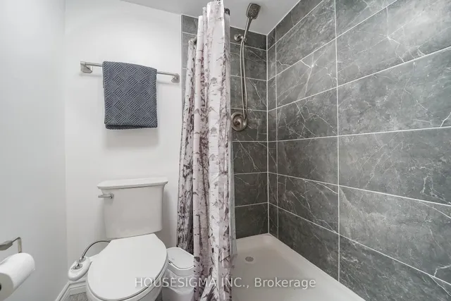 Additional image 28 of 121 Ling Rd Unit 904