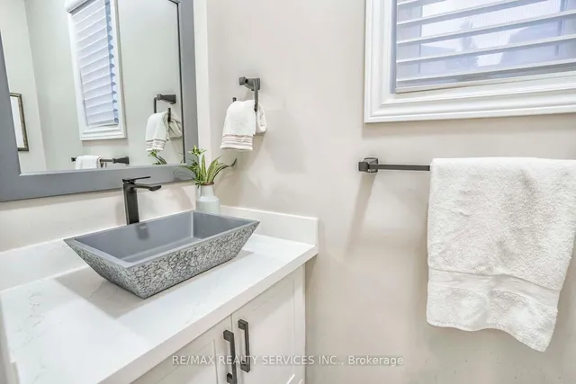 Additional image 12 of 3 Sailwind Rd