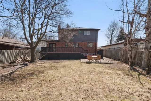 Additional image 46 of 90 Euclid Ave