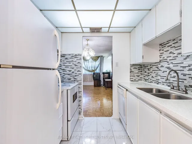 Additional image 14 of 4 Lisa St Unit 610