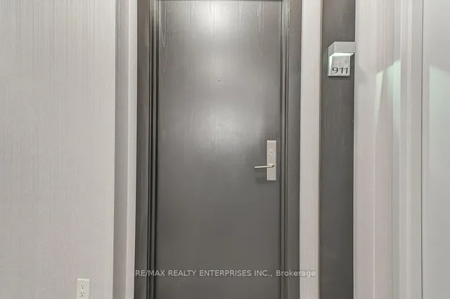 Additional image 8 of 80 Absolute Ave Unit 911