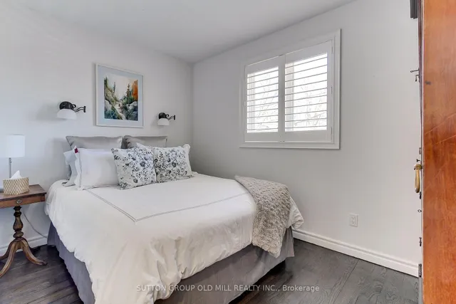 Additional image 24 of 25 Savoy Ave