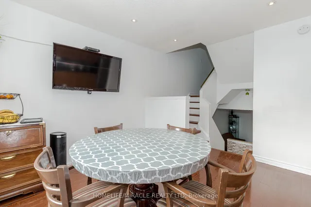 Additional image 16 of 12 Eden Park Unit 12