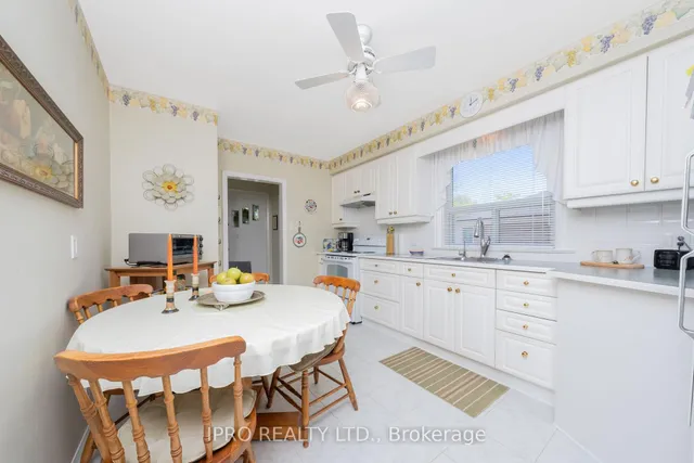 Additional image 16 of 32 Cloverhill Rd