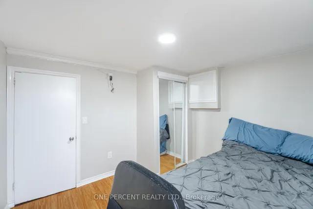 Additional image 41 of 41 Davelayne Rd