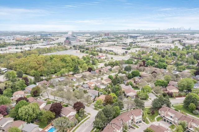 Additional image 26 of 7124 Cadiz Cres