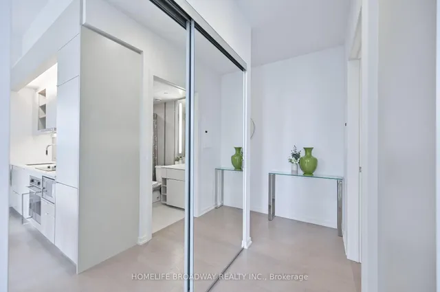 Additional image 17 of 101 Peter St Unit 1116