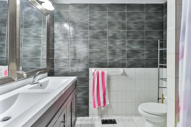 Additional image 24 of 14 Midden Cres